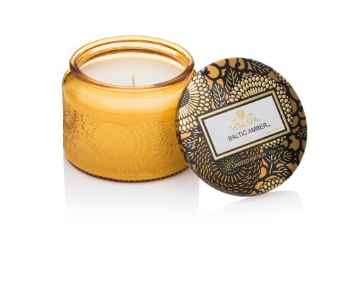 LUXURY CANDLE,  PETITE CANDLE IN COLORED JAR WITH METALLIC LID 3,2 oz, Baltic Amber