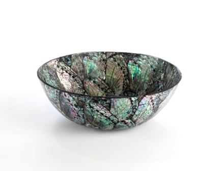 Round bowl of nacre, 19x19x6 cm, green-blue