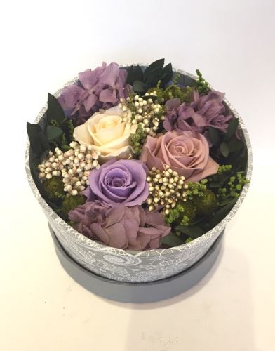 Balzamované květiny v dárkové krabičce, 12x12x7 cm, fialová, přírodní