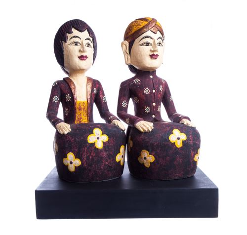 Wedding couple from Bali, multicolour wood